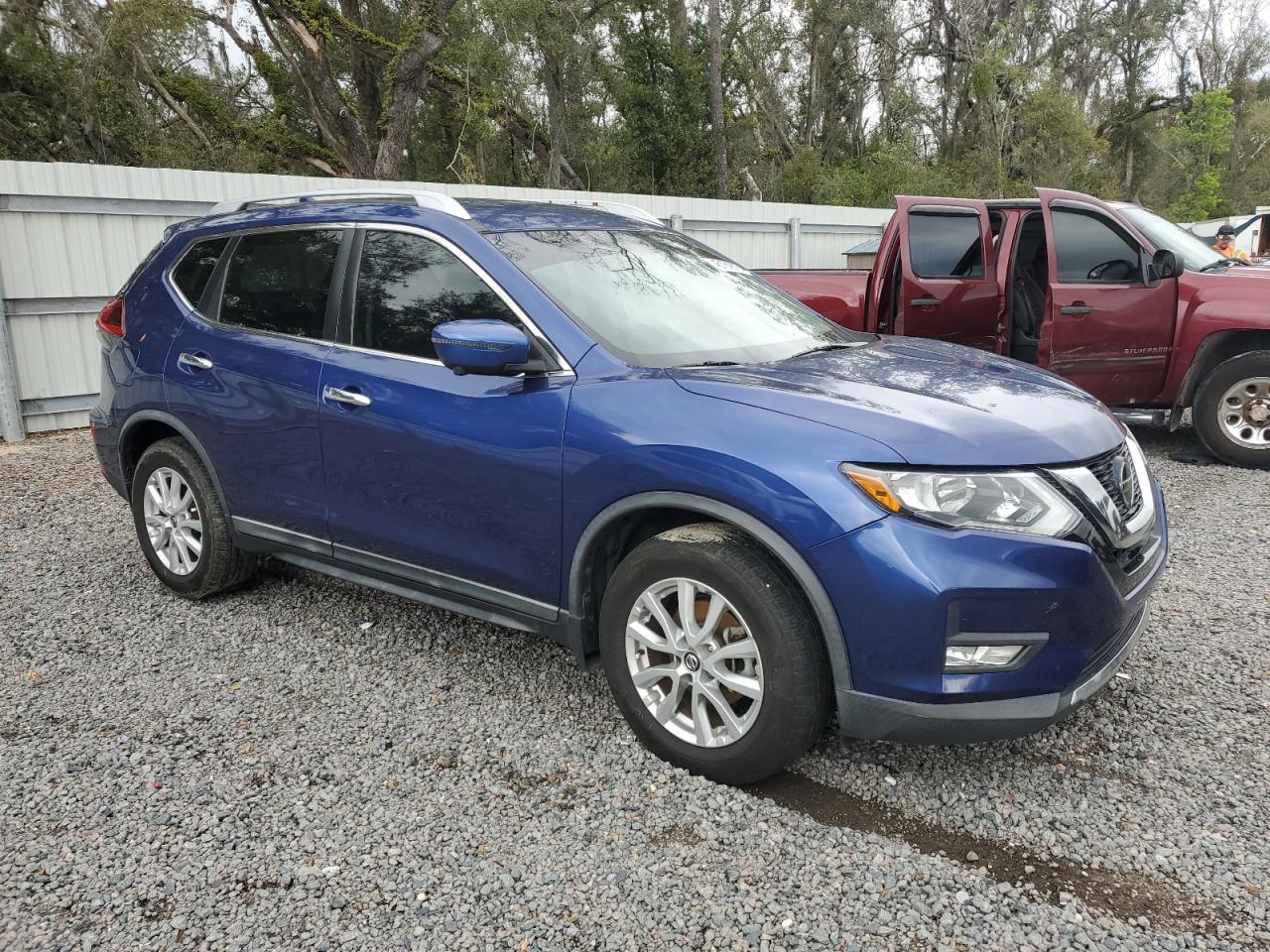 2018 Nissan Rogue - Image 4