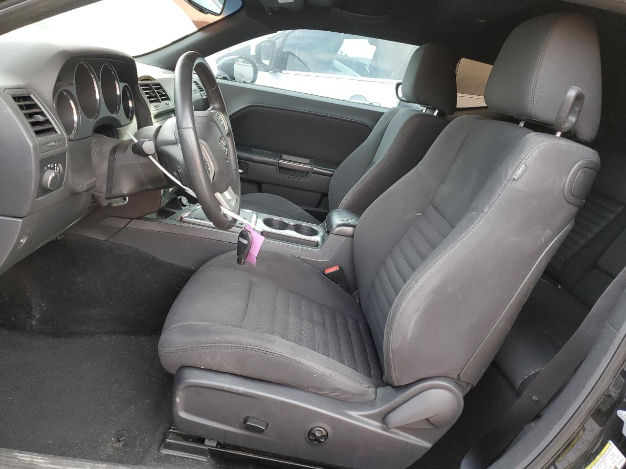 2014 Dodge Challenger - Image 7