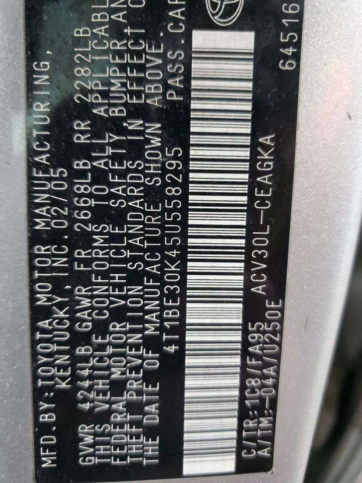 2005 Toyota Camry - Image 12