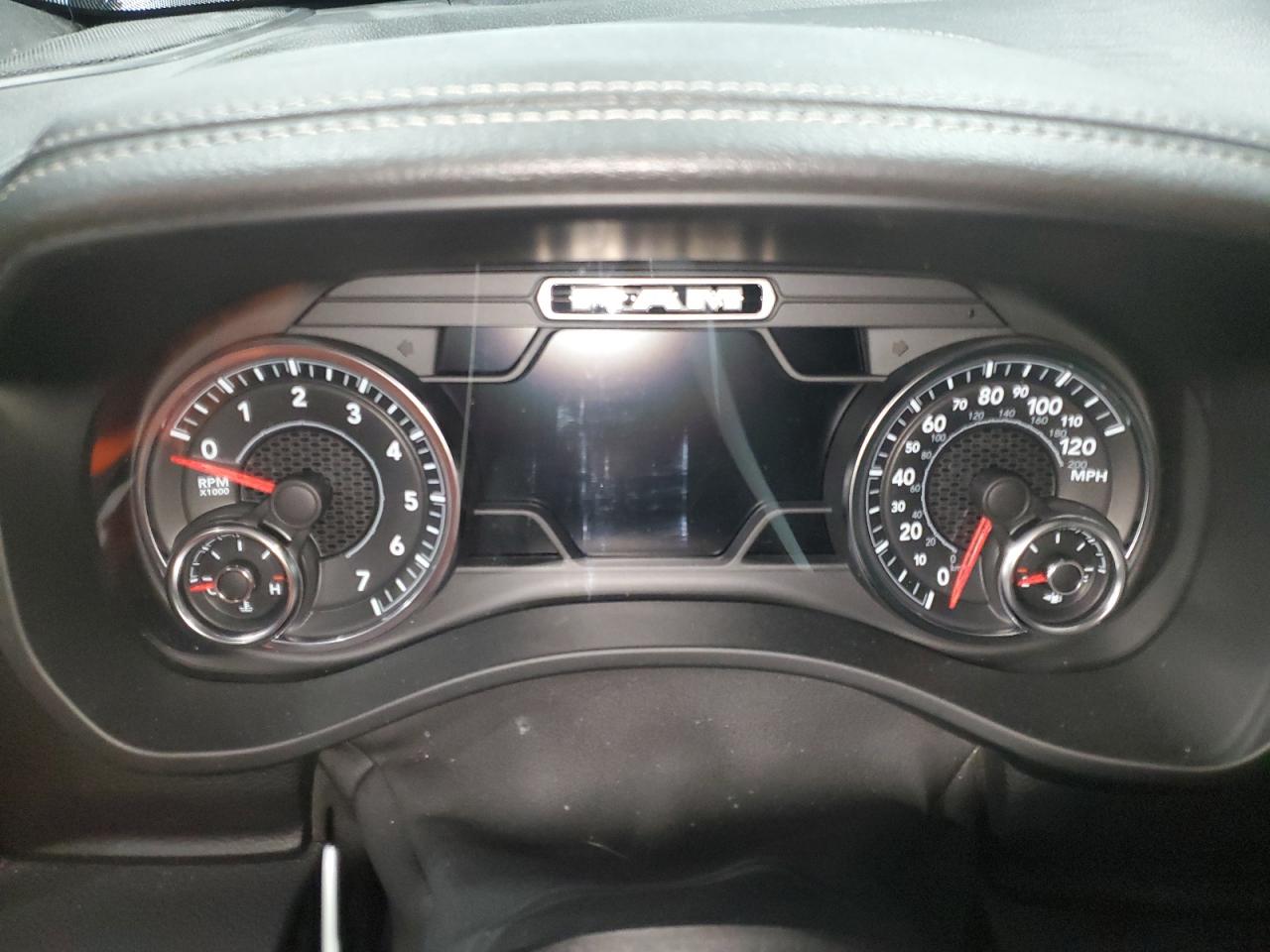2020 RAM 1500 - Image 9
