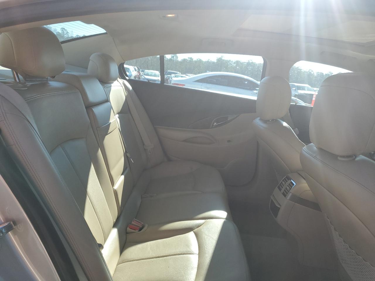 2013 Buick LaCrosse - Image 10