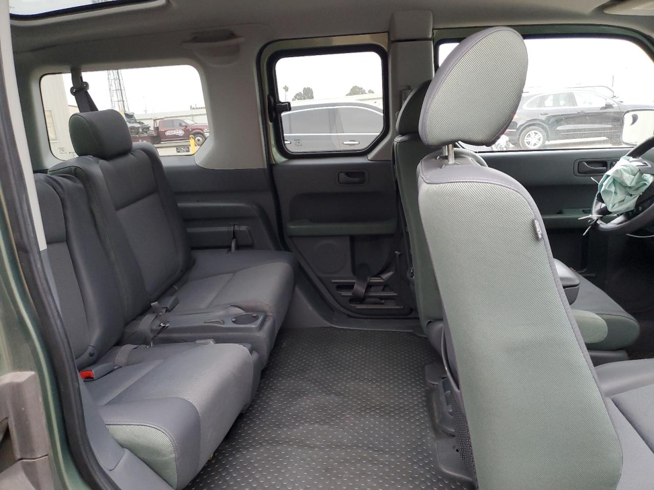 2004 Honda Element - Image 10