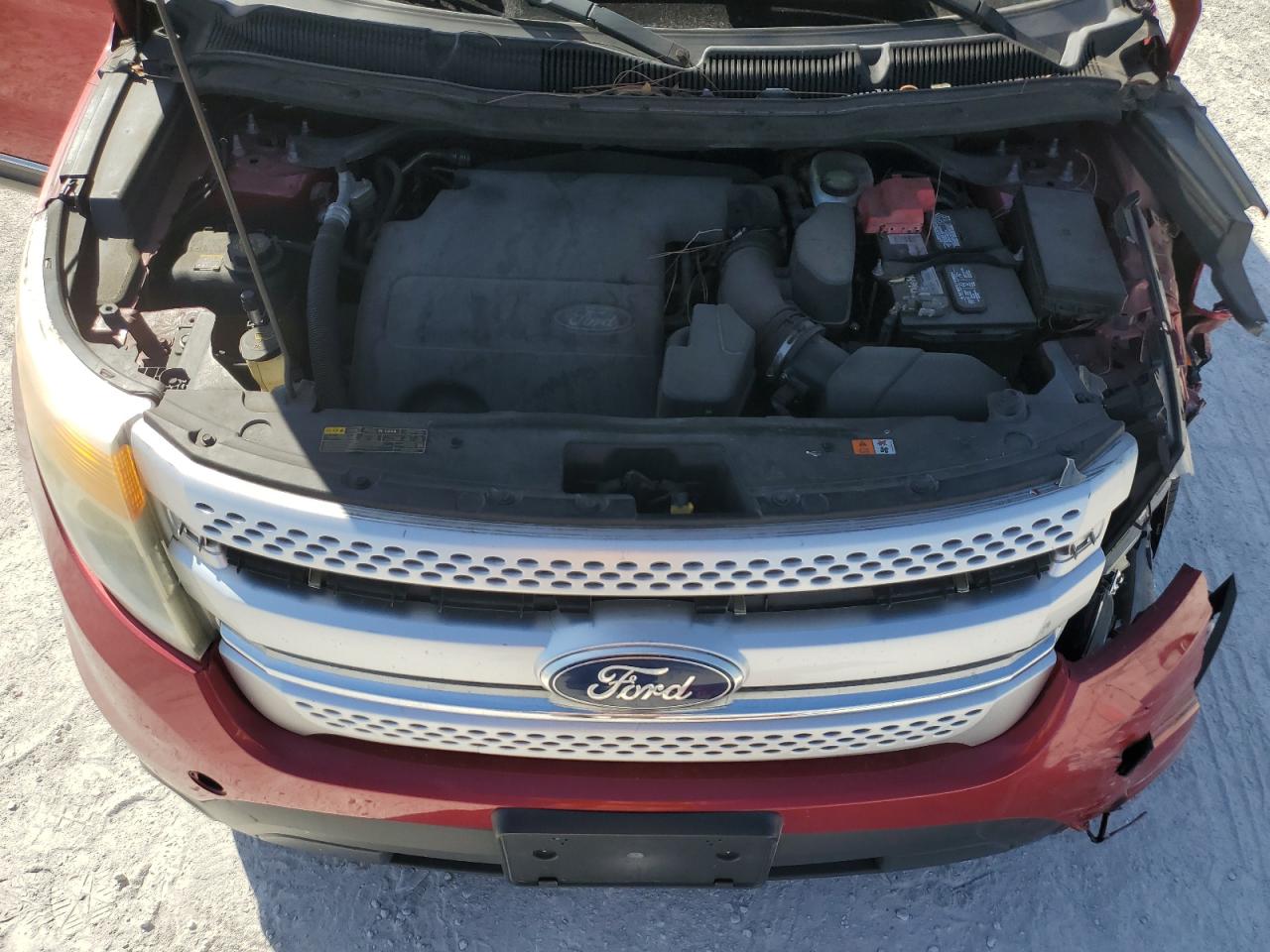 2012 Ford Explorer - Image 14