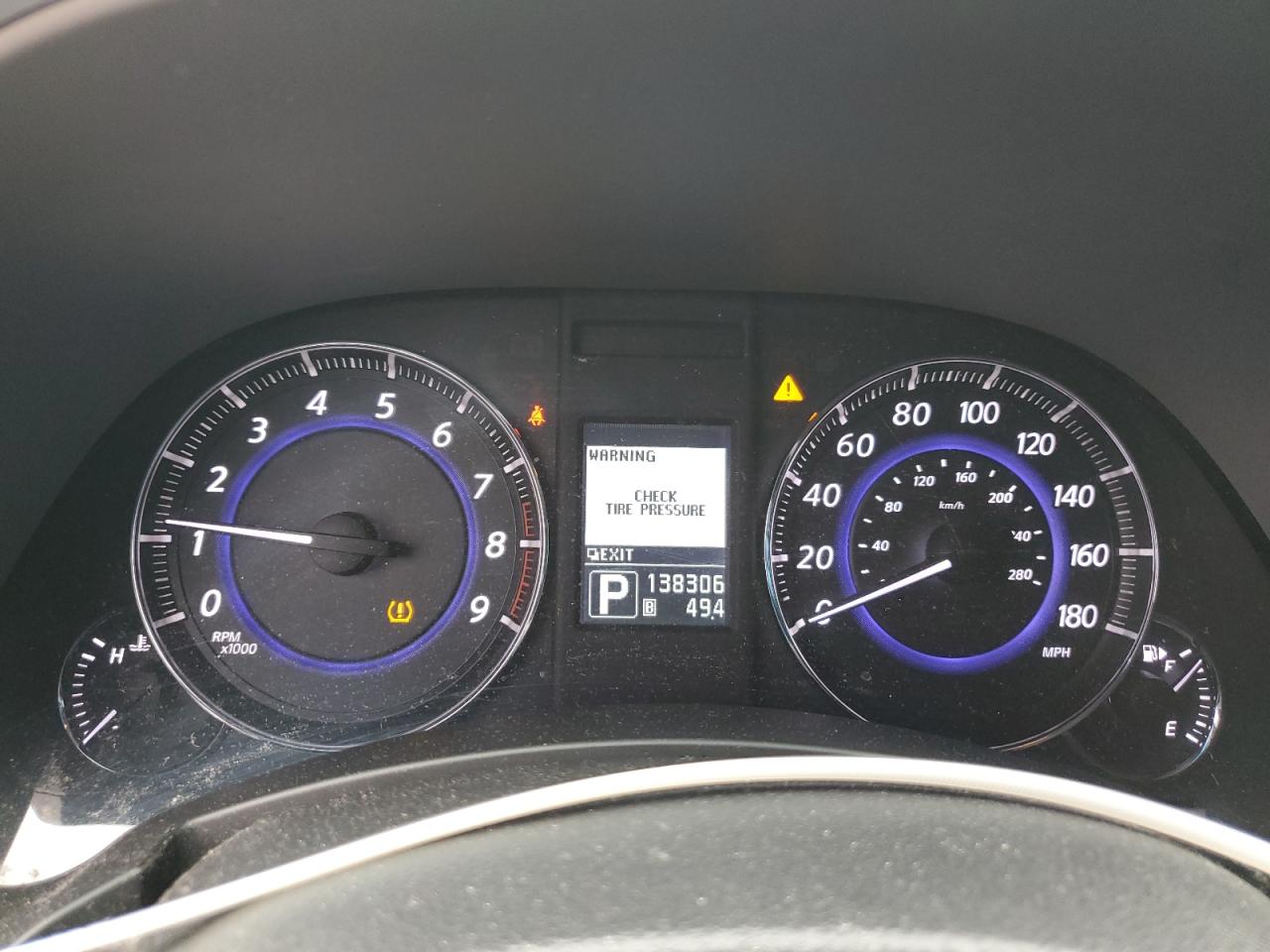 2013 Infiniti FX - Image 9