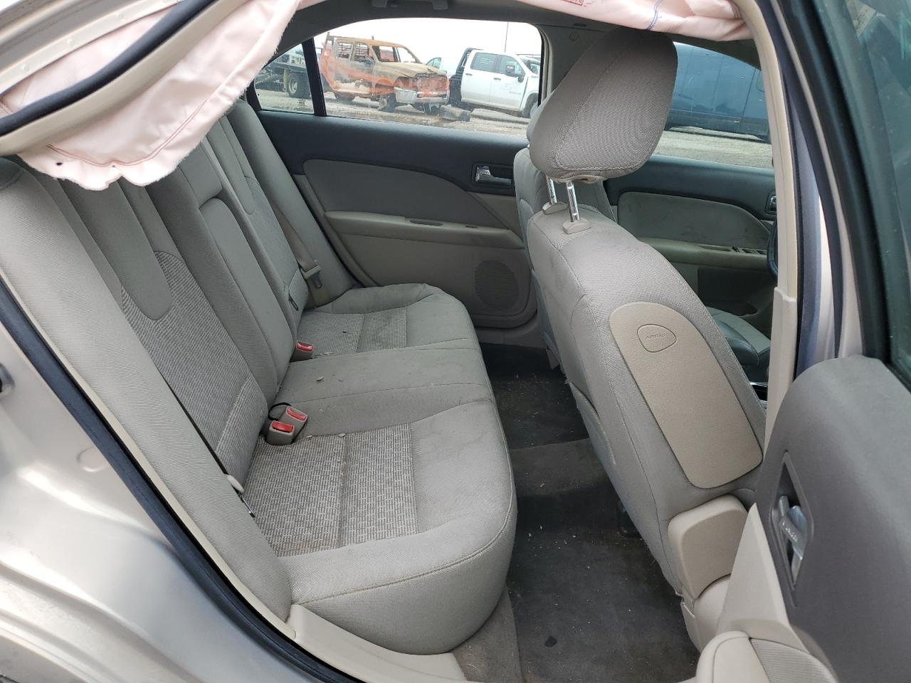 2010 Ford Fusion - Image 10