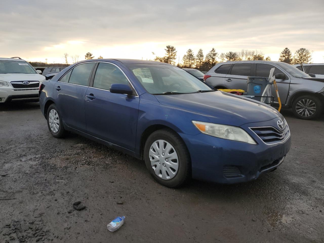 2010 Toyota Camry - Image 4