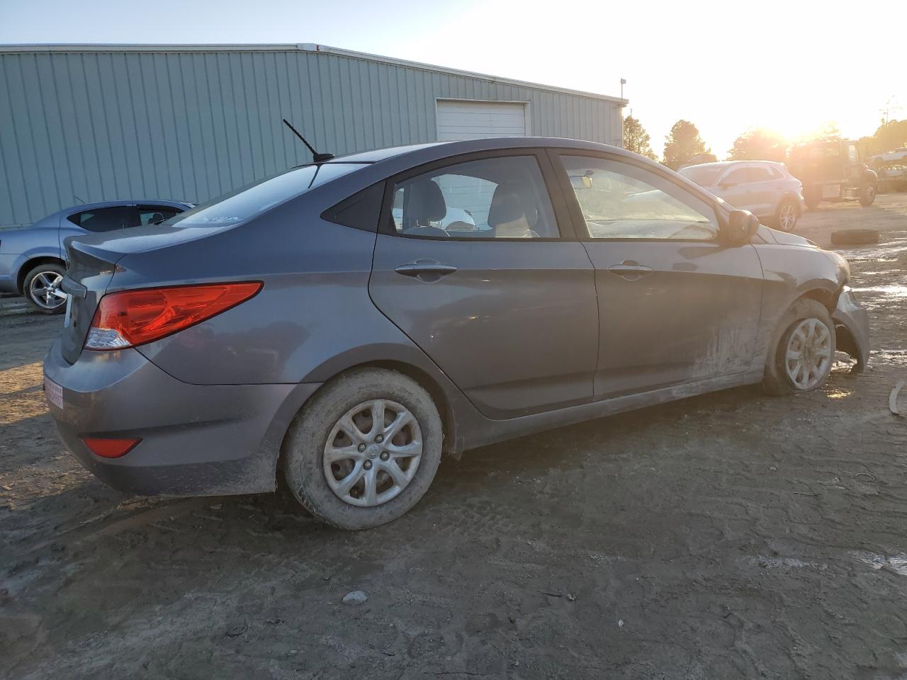2013 Hyundai Accent - Image 3