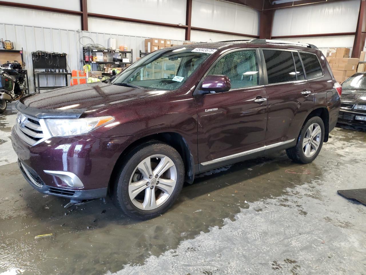 2013 Toyota Highlander - Image 1
