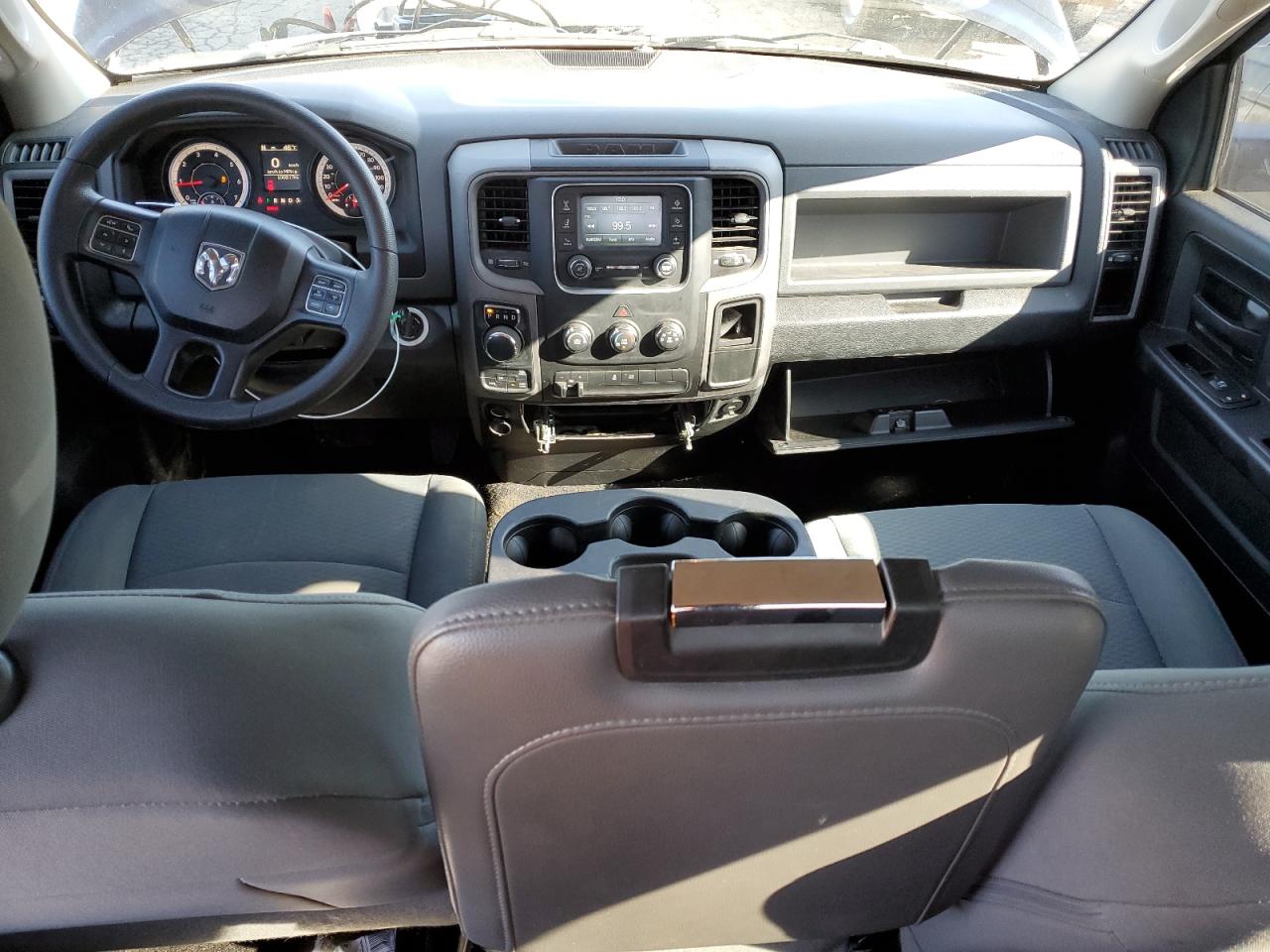 2016 RAM 1500 - Image 8