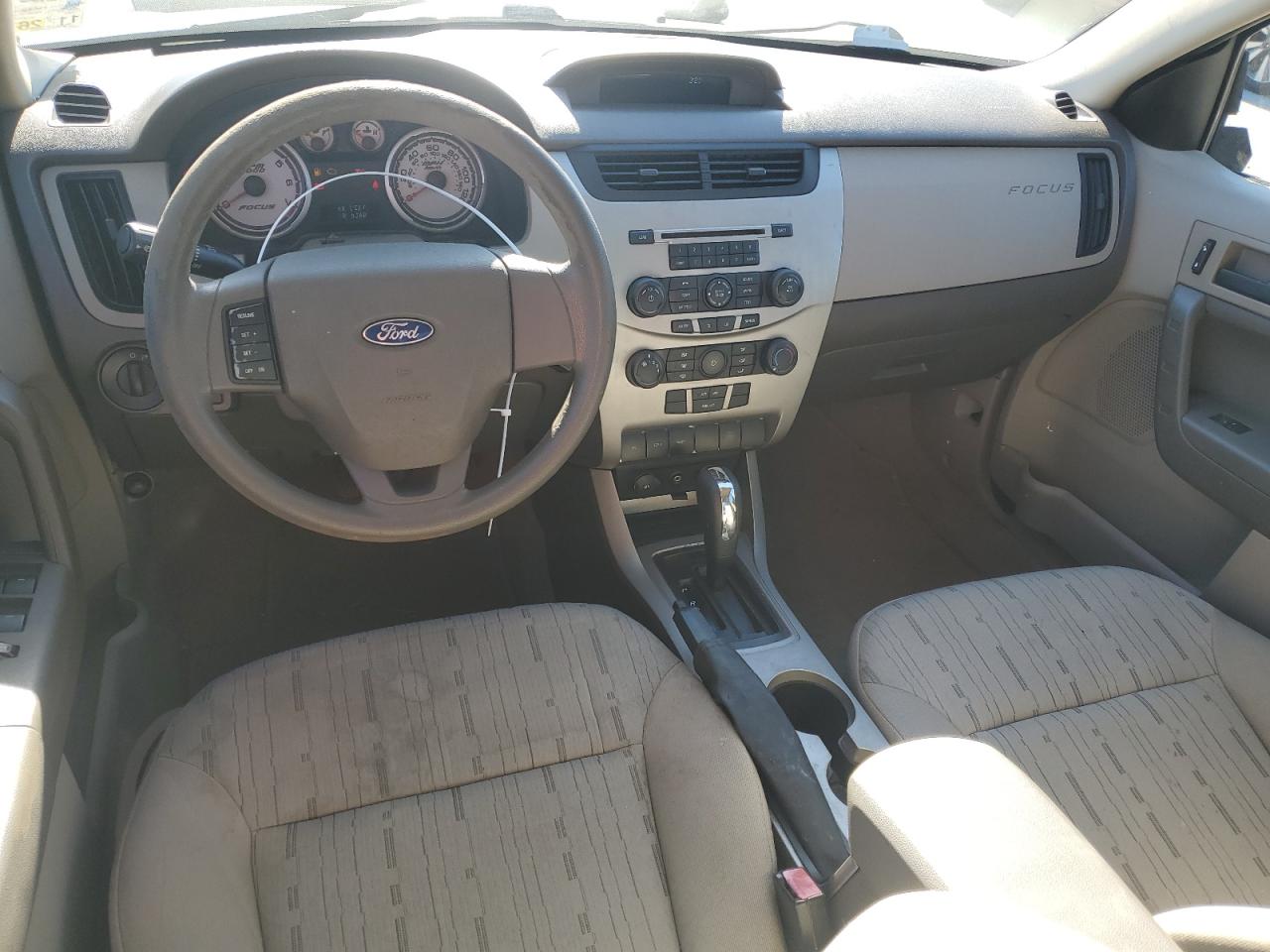 2009 Ford Focus - Image 8