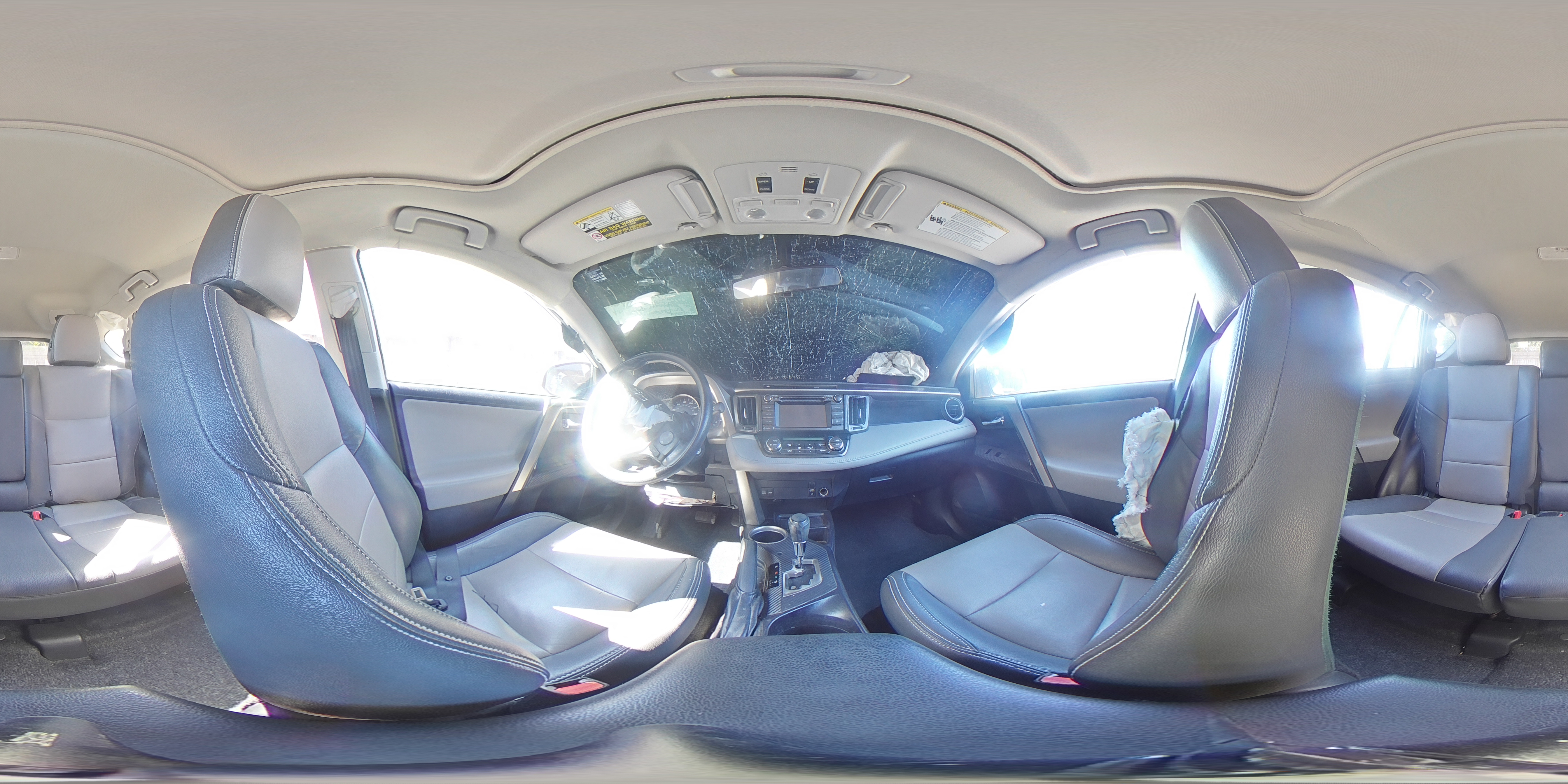 2014 Toyota RAV 4 - Image 13