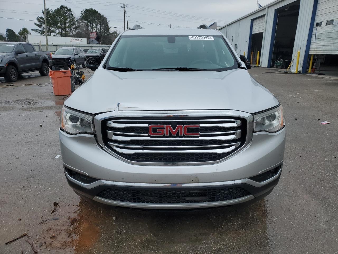 2017 GMC Acadia - Image 5