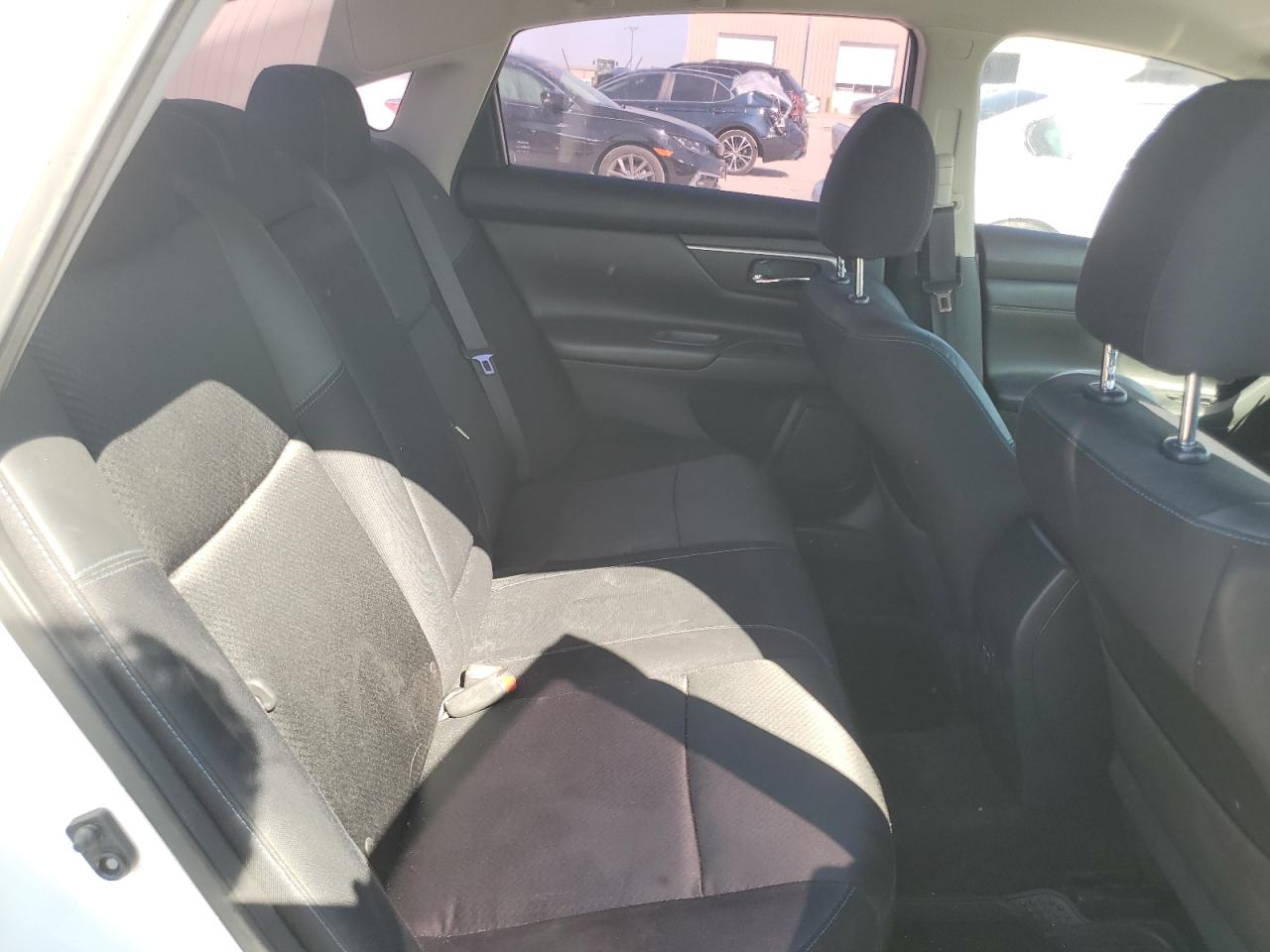 2018 Nissan Altima - Image 10