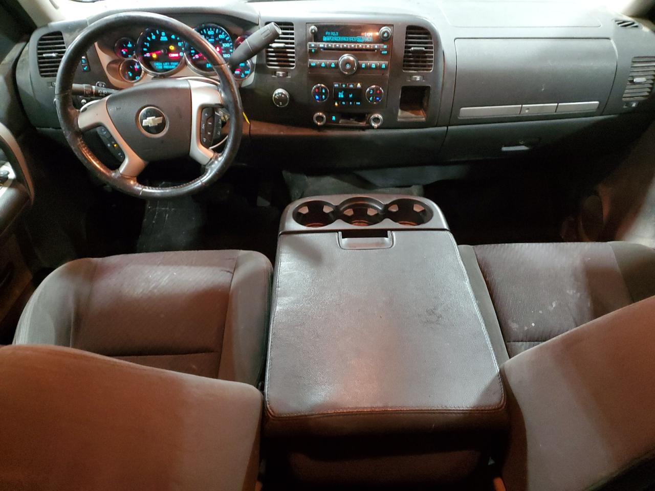 2009 Chevrolet Silverado - Image 8