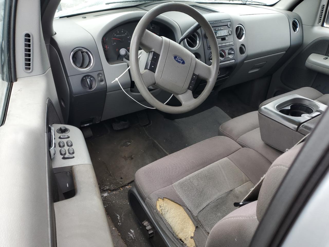 2004 Ford F-150 - Image 8