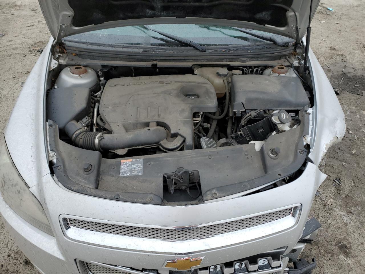 2012 Chevrolet Malibu - Image 11