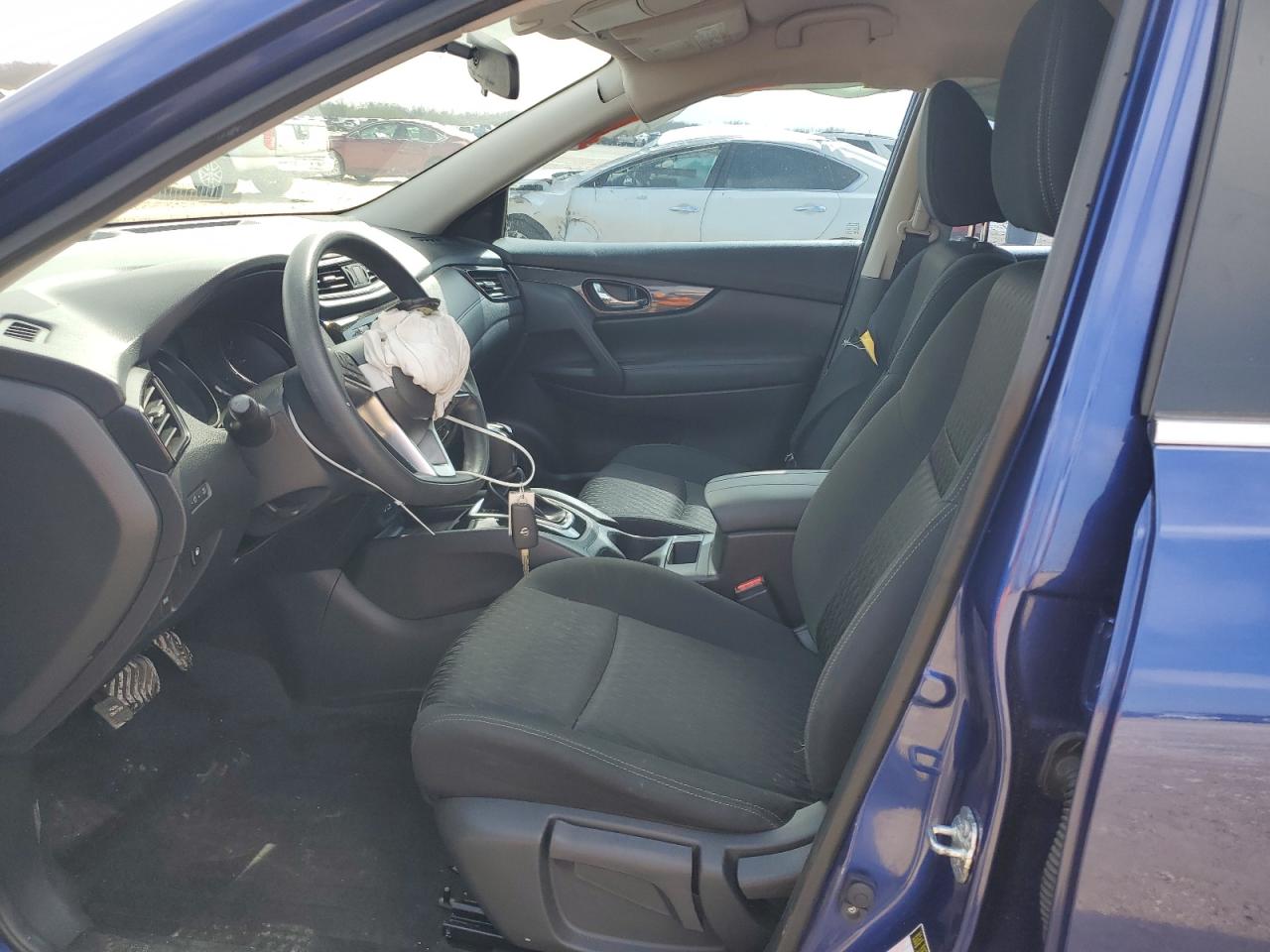 2018 Nissan Rogue - Image 7