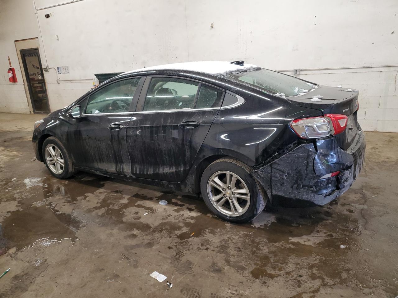 2017 Chevrolet Cruze - Image 2