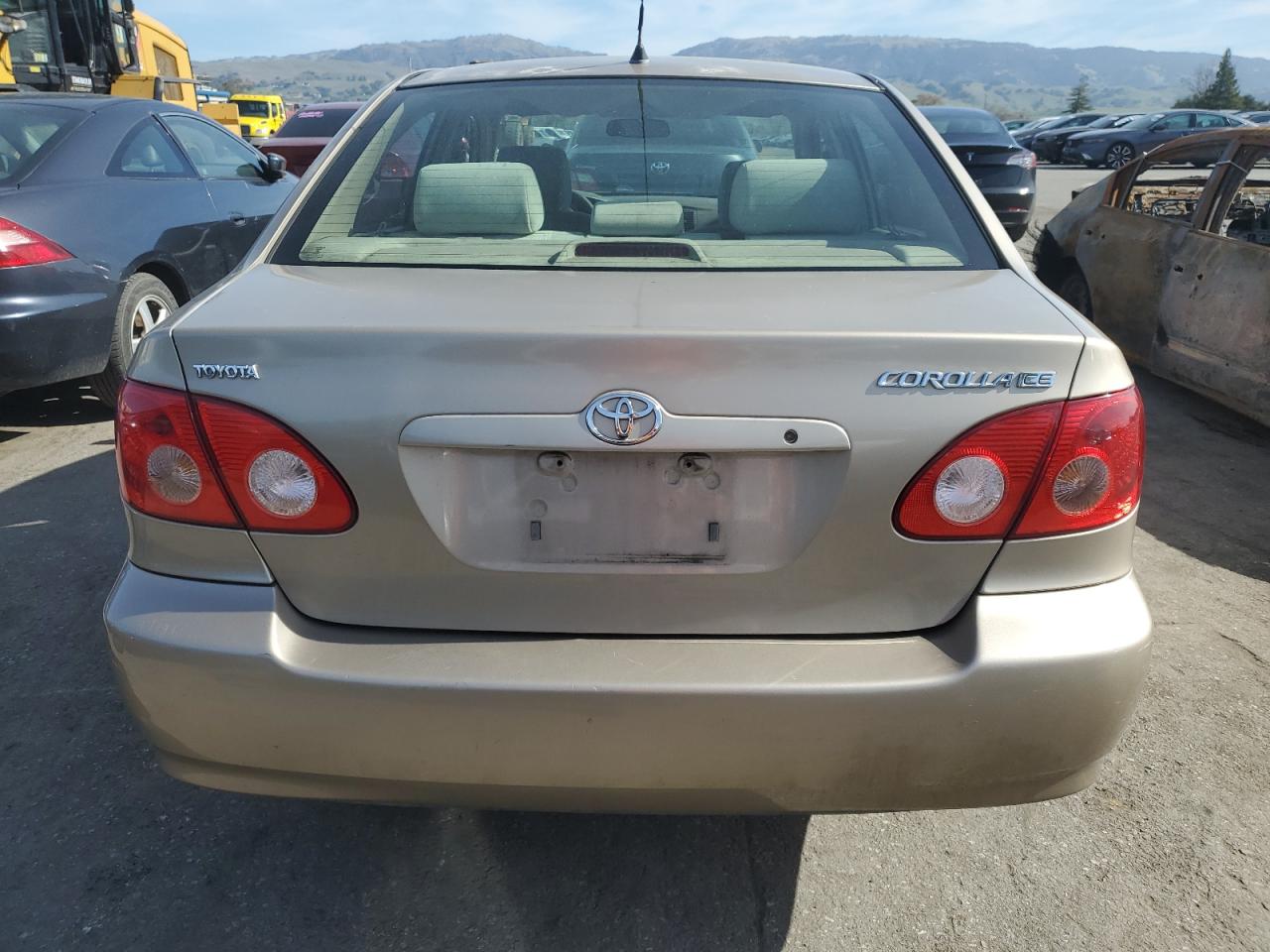 2005 Toyota Corolla - Image 6