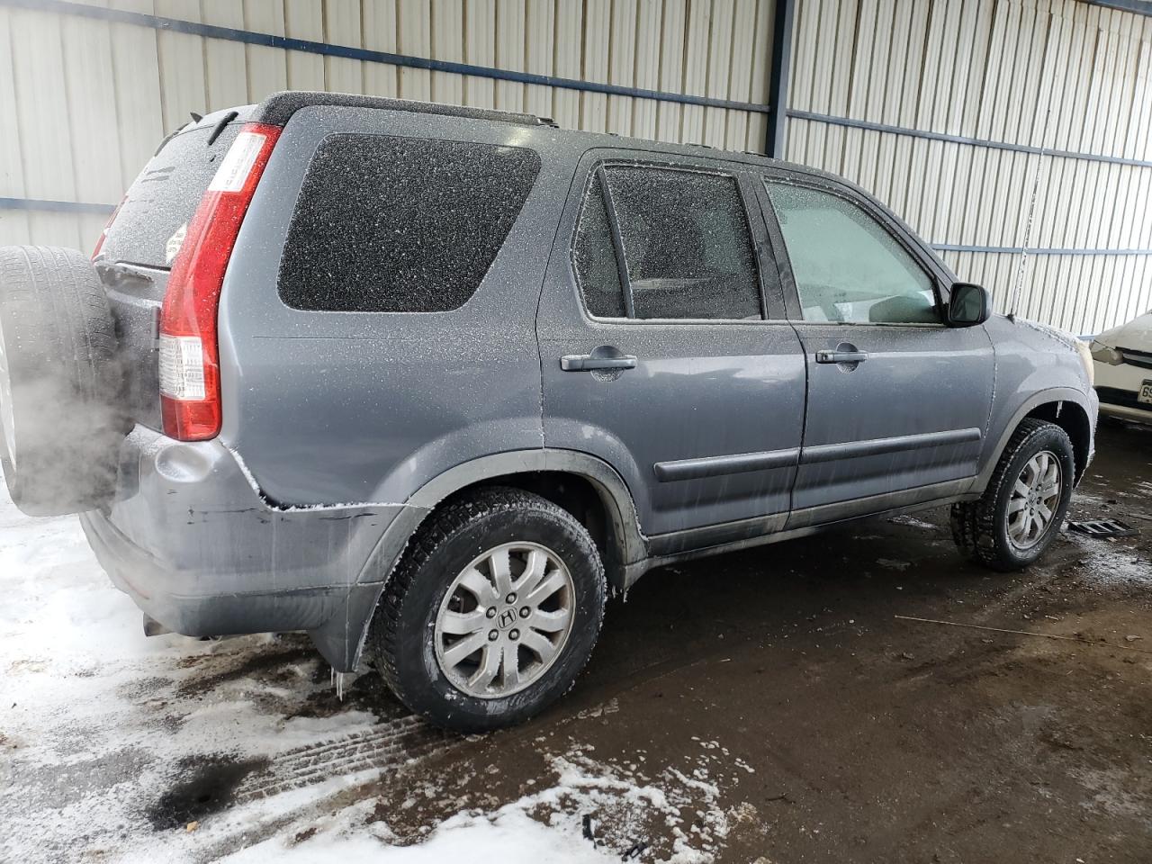 2005 Honda CR-V - Image 3