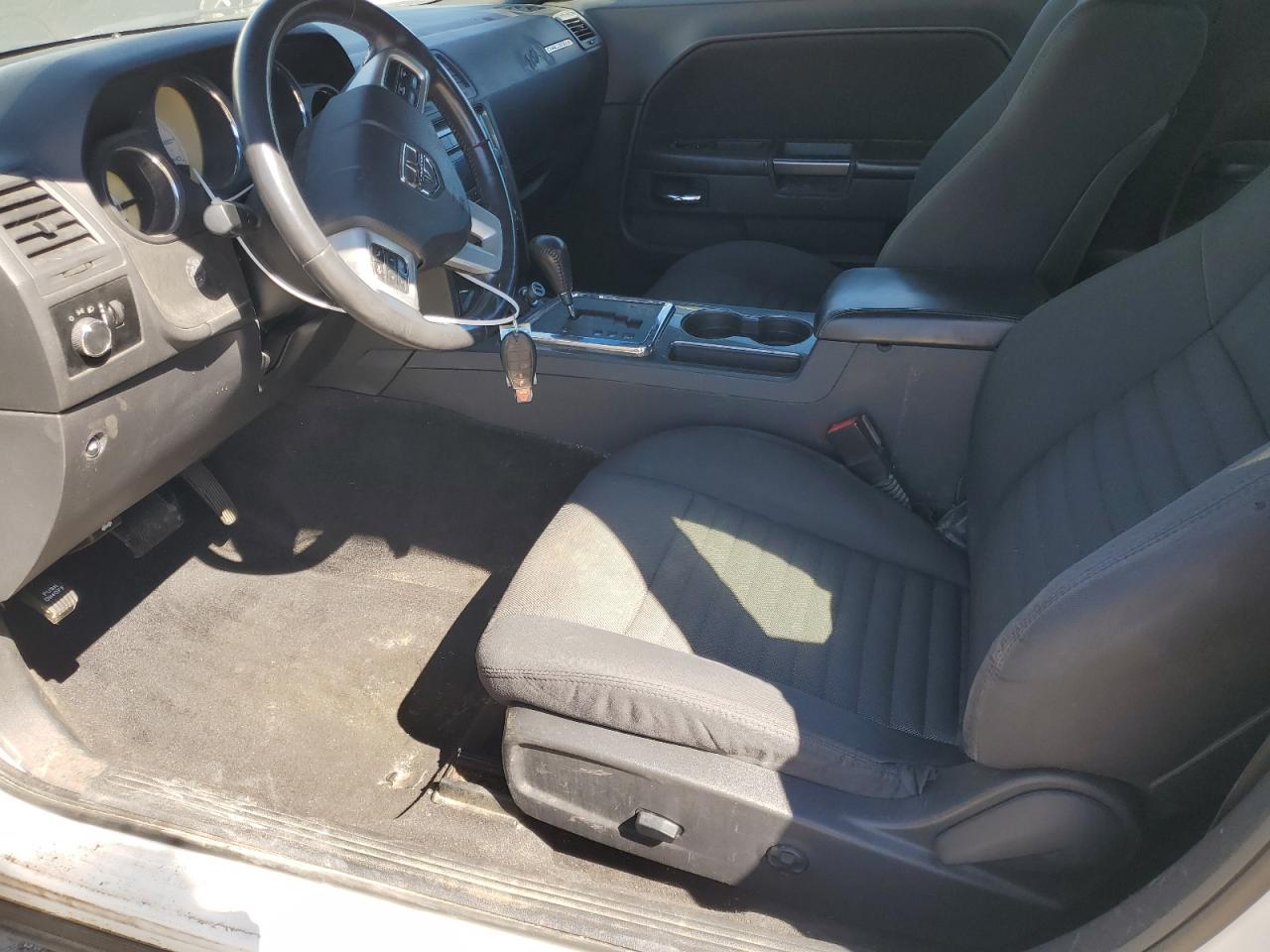 2013 Dodge Challenger - Image 7