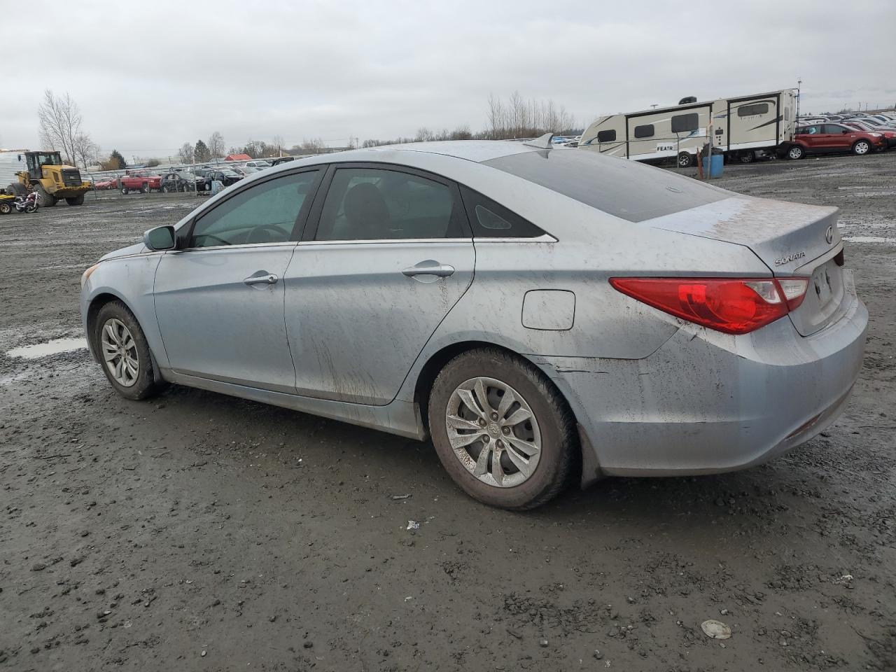 2011 Hyundai Sonata - Image 2