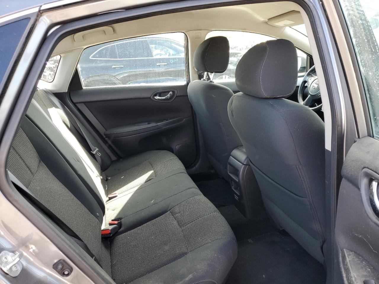 2018 Nissan Sentra - Image 10