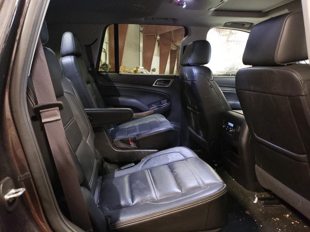 2017 GMC Yukon - Image 11