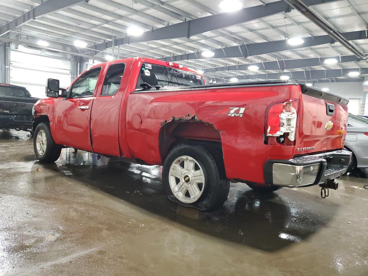 2013 Chevrolet Silverado - Image 2