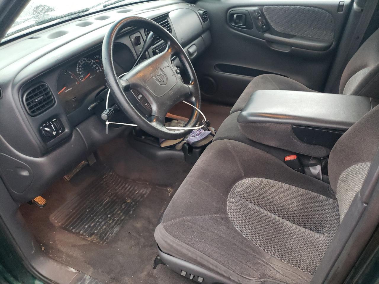 1999 Dodge Durango - Image 7
