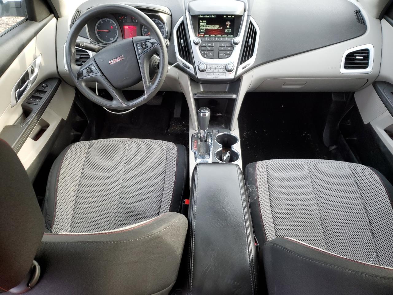 2016 GMC Terrain - Image 8