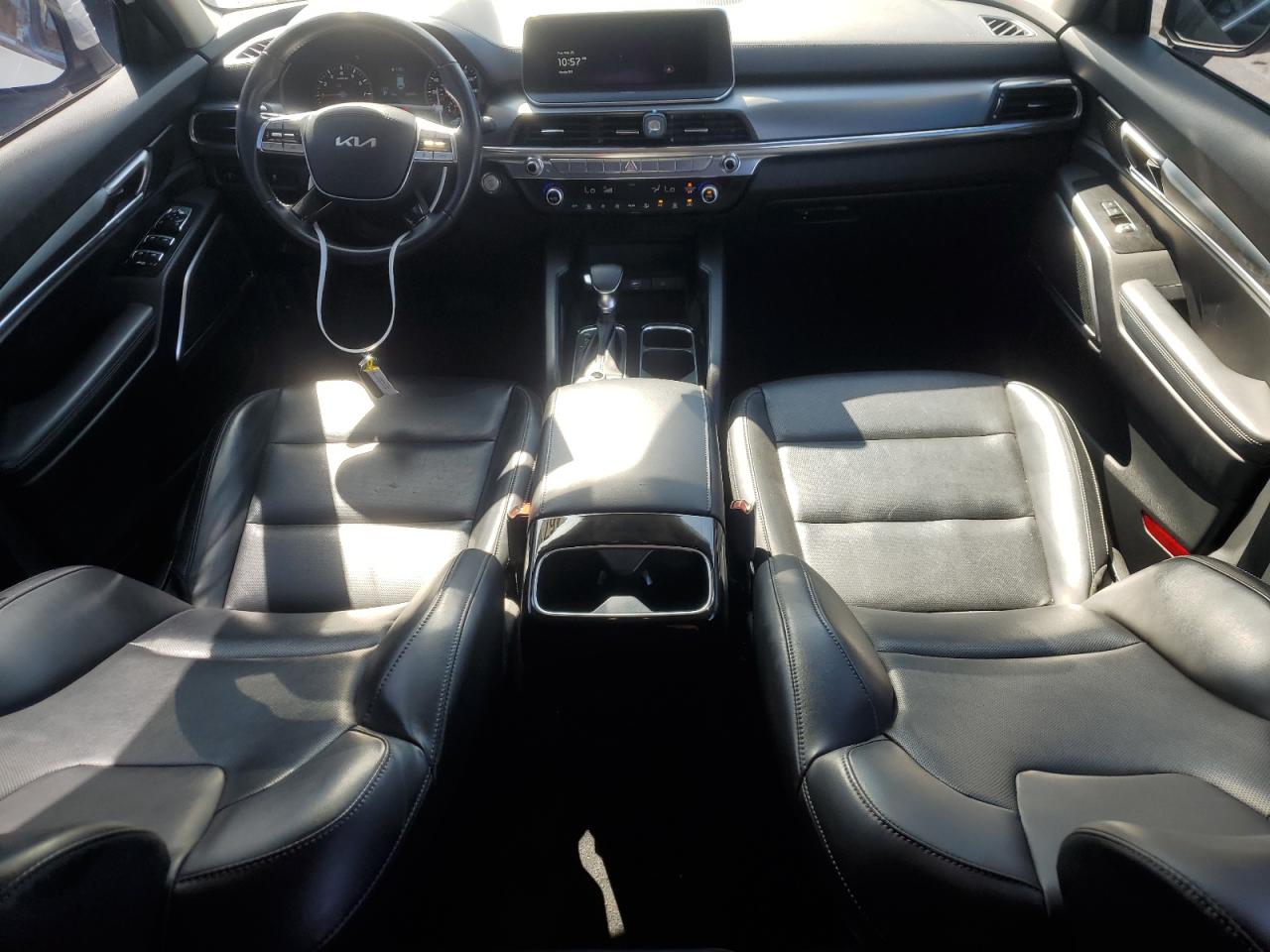 2022 Kia Telluride - Image 8