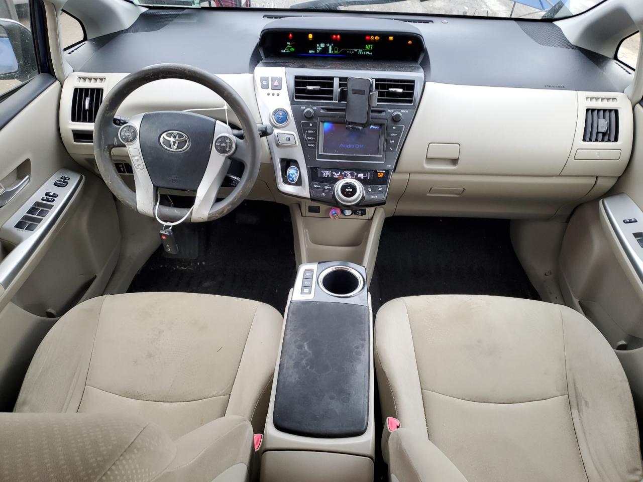 2014 Toyota Prius - Image 8