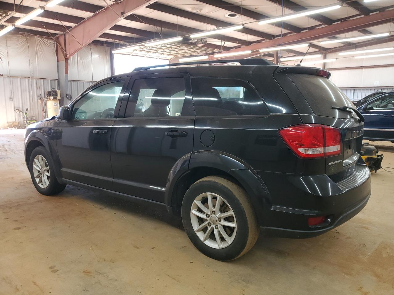 2015 Dodge Journey - Image 2