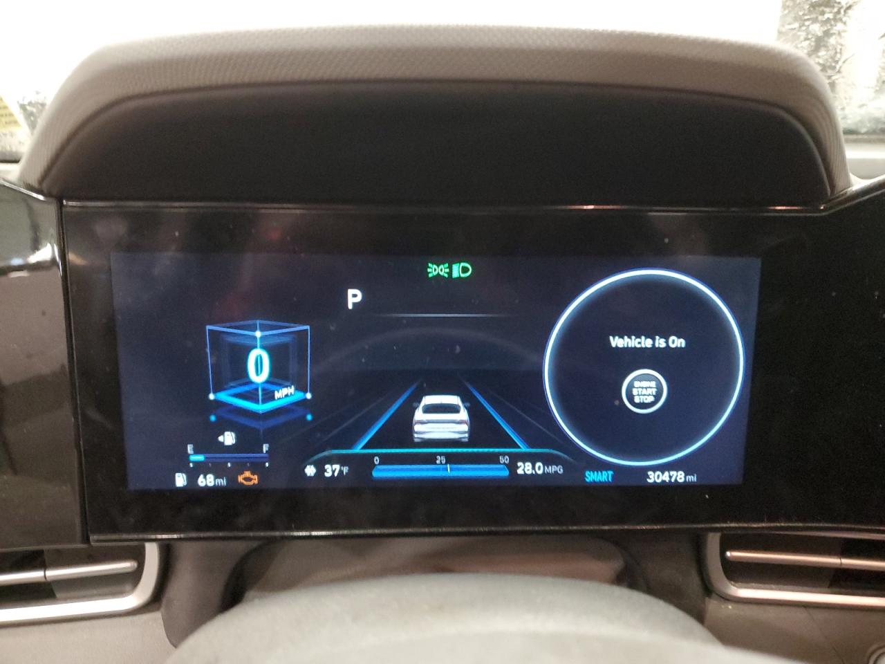 2023 Hyundai Elantra - Image 9