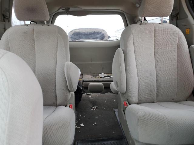 2011 TOYOTA SIENNA BASE  