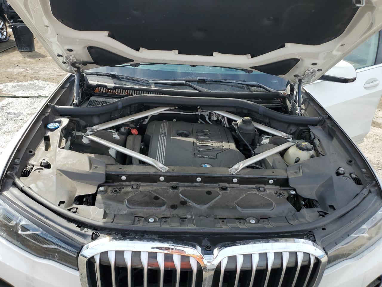 2020 BMW X7 - Image 12