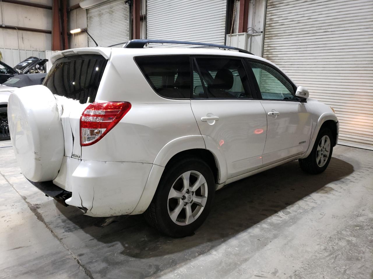 2010 Toyota RAV 4 - Image 3