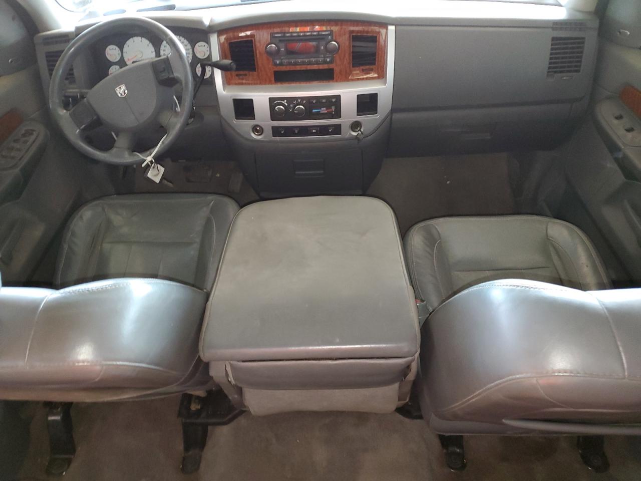2007 Dodge RAM - Image 8