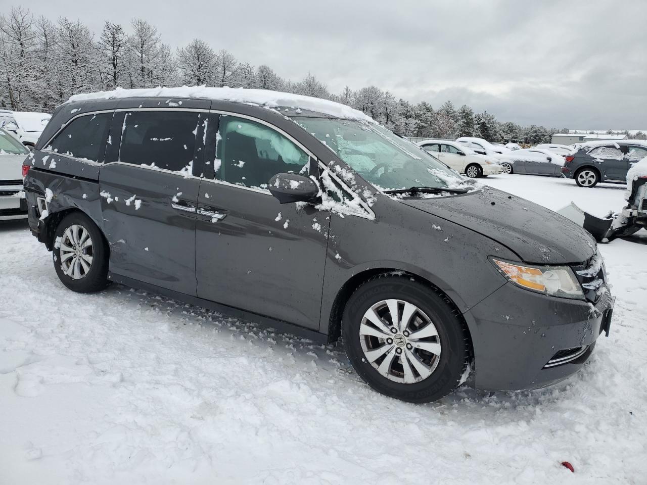2016 Honda Odyssey - Image 4