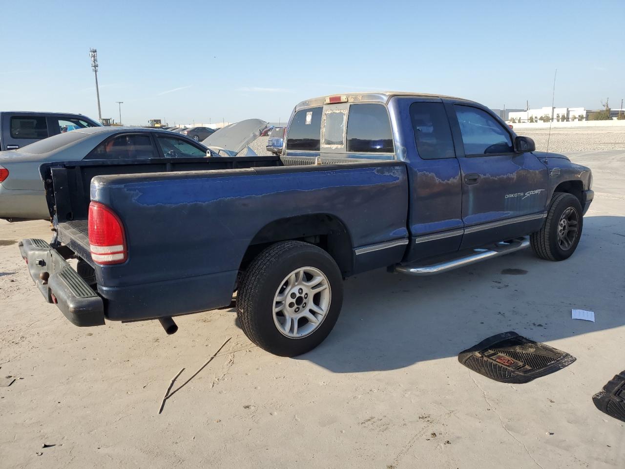 2001 Dodge Dakota - Image 3