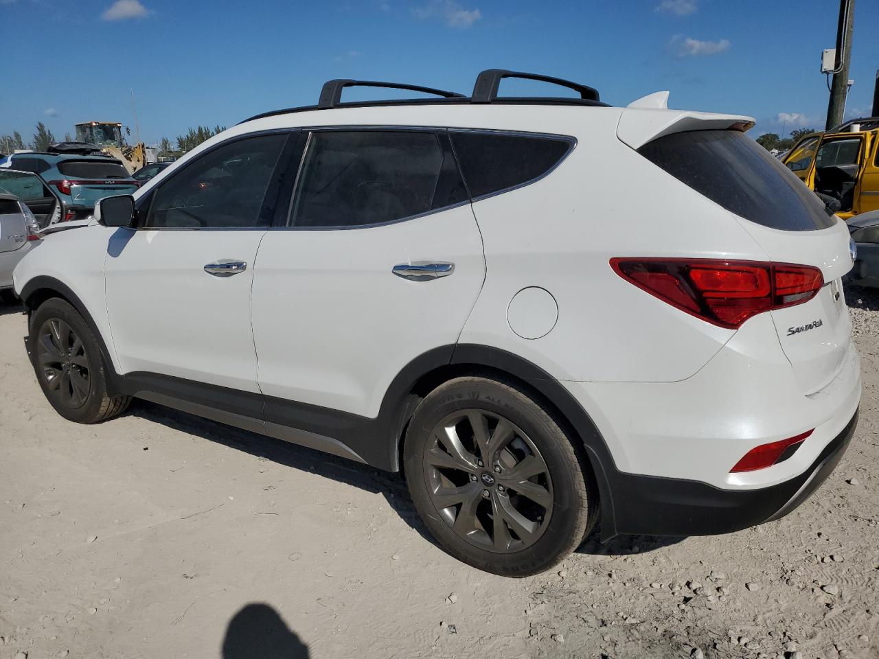 2018 Hyundai Santa Fe - Image 2