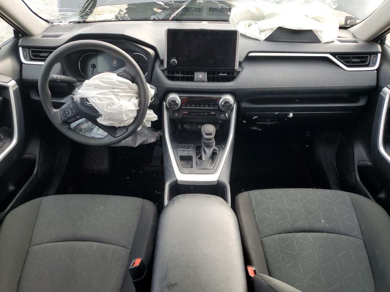 2024 Toyota RAV 4 - Image 8