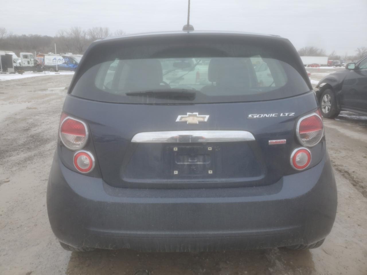 2016 Chevrolet Sonic - Image 6