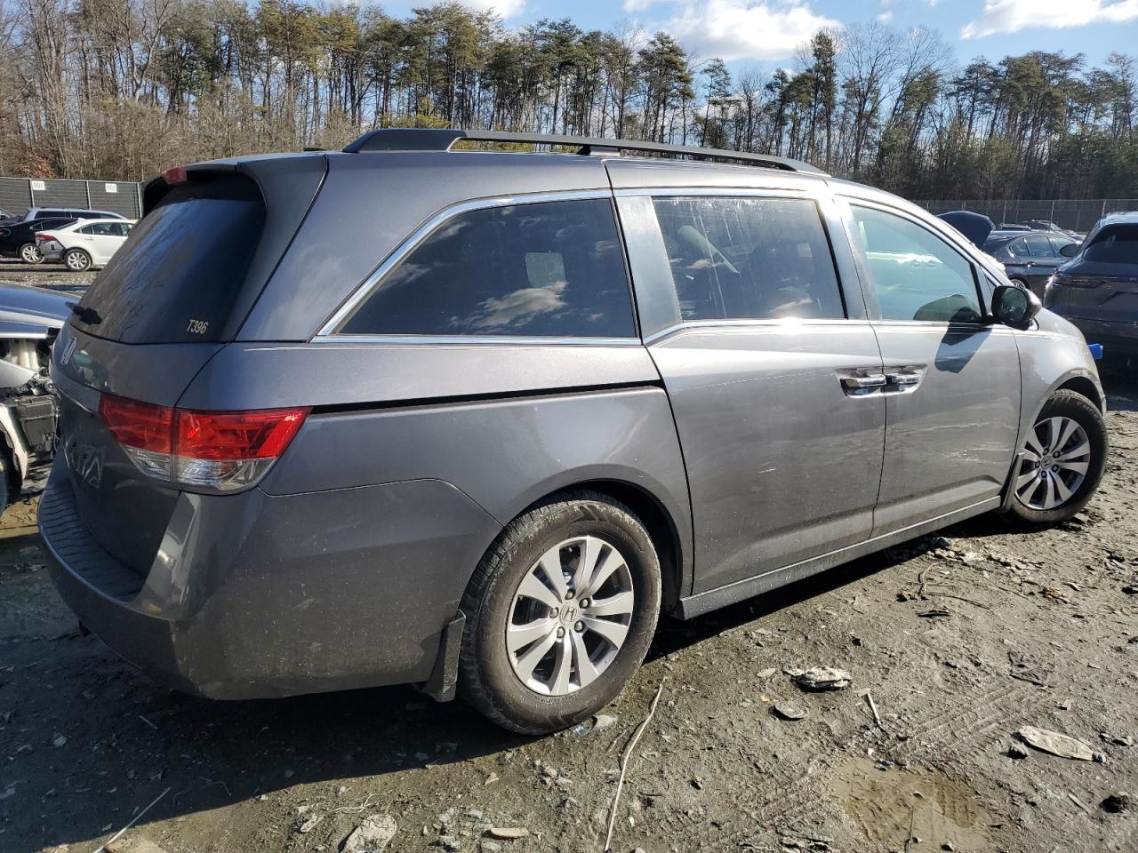 2016 Honda Odyssey - Image 3