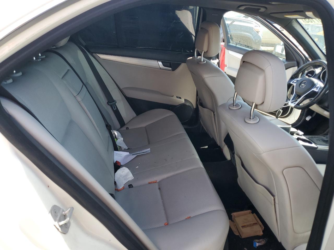 2012 Mercedes-Benz C-klasse - Image 10