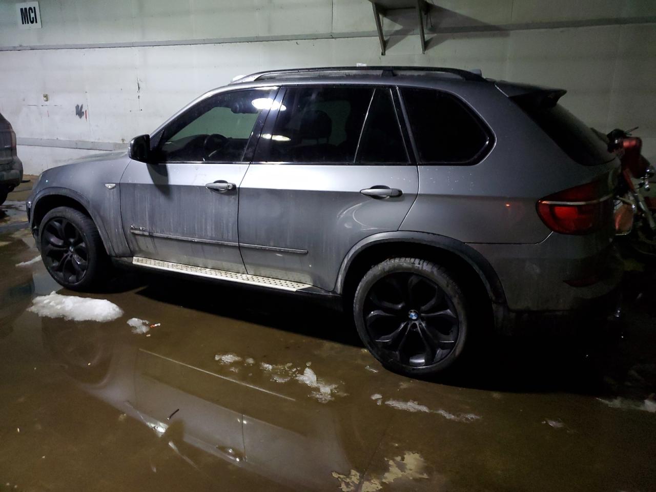 2013 BMW X5 - Image 2