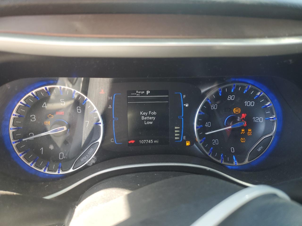 2017 Chrysler Pacifica - Image 9