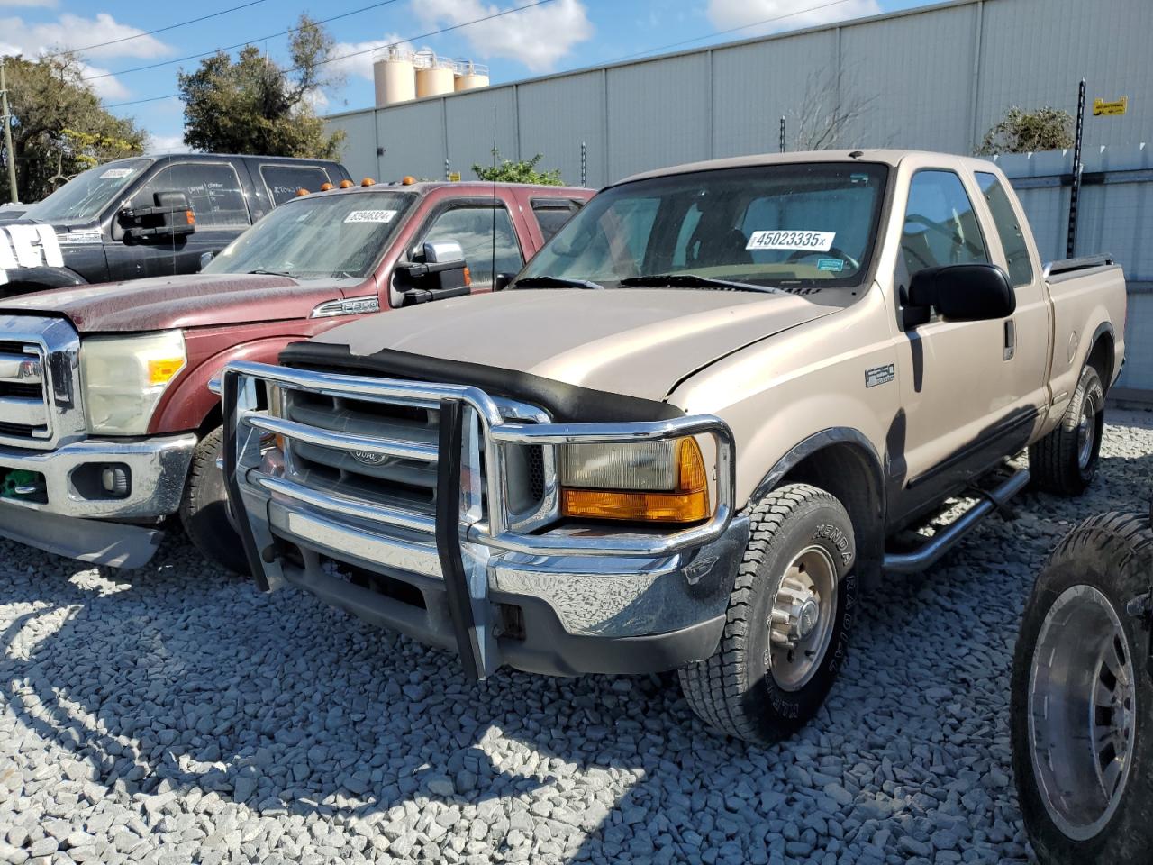 1999 Ford F250 - Image 2