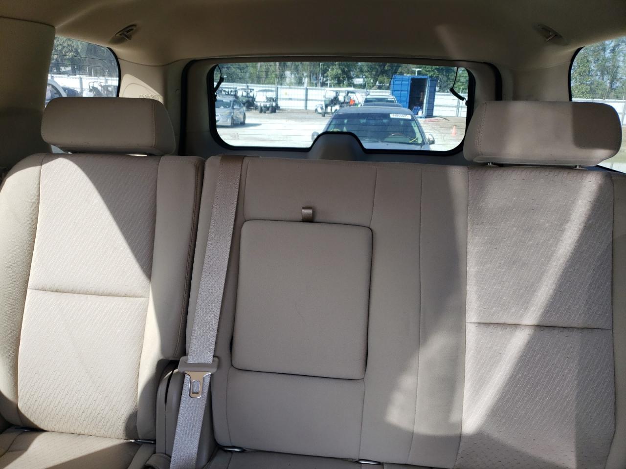 2011 GMC Yukon - Image 10